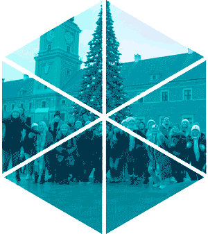Innovation-Visual-Christmas-2022-Team-Photo-cutout