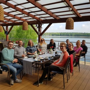 innovation-visual-team-enjoying-breakfast-in-poland